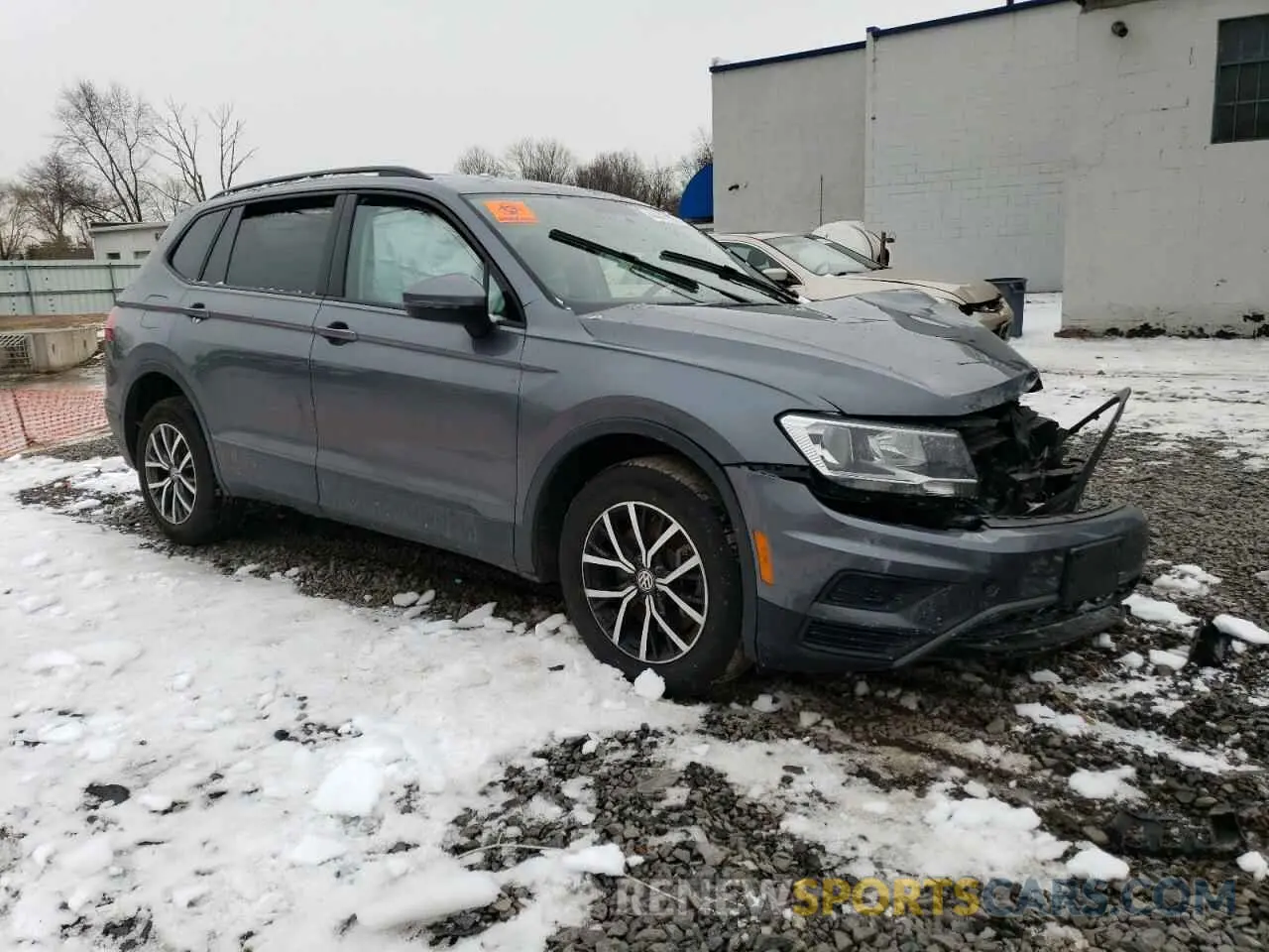 4 Photograph of a damaged car 3VV0B7AX2MM054161 VOLKSWAGEN TIGUAN 2021
