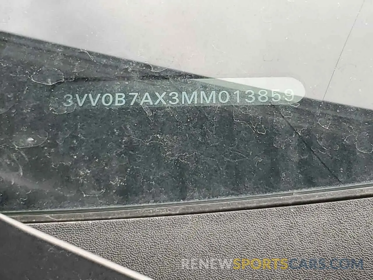 13 Photograph of a damaged car 3VV0B7AX3MM013859 VOLKSWAGEN TIGUAN 2021
