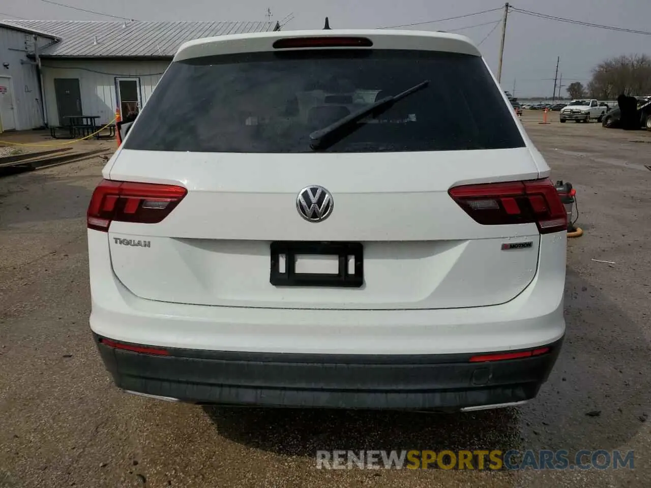 6 Photograph of a damaged car 3VV0B7AX3MM013859 VOLKSWAGEN TIGUAN 2021