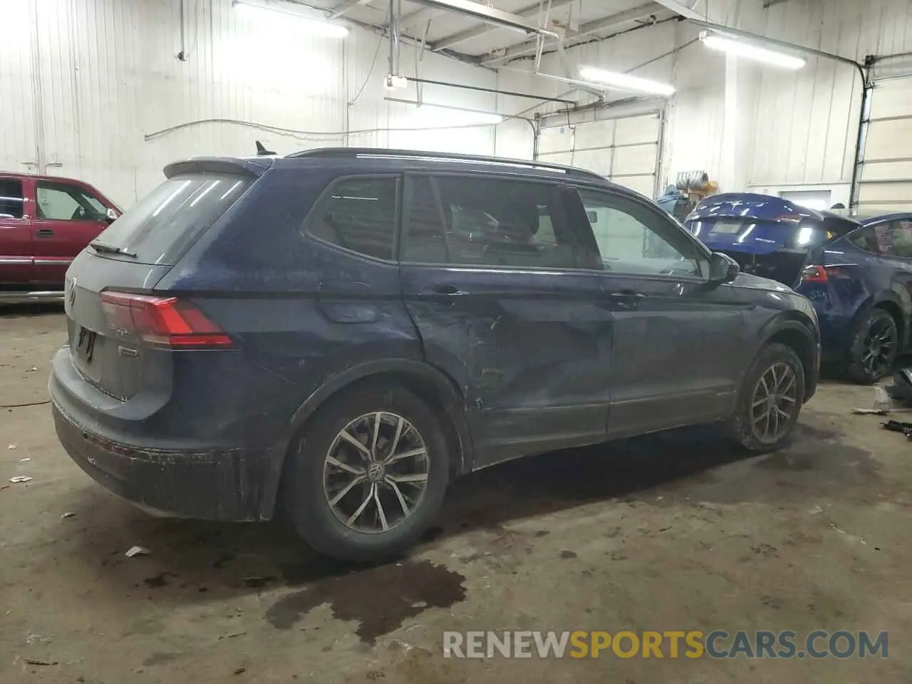 3 Photograph of a damaged car 3VV0B7AX3MM142099 VOLKSWAGEN TIGUAN 2021