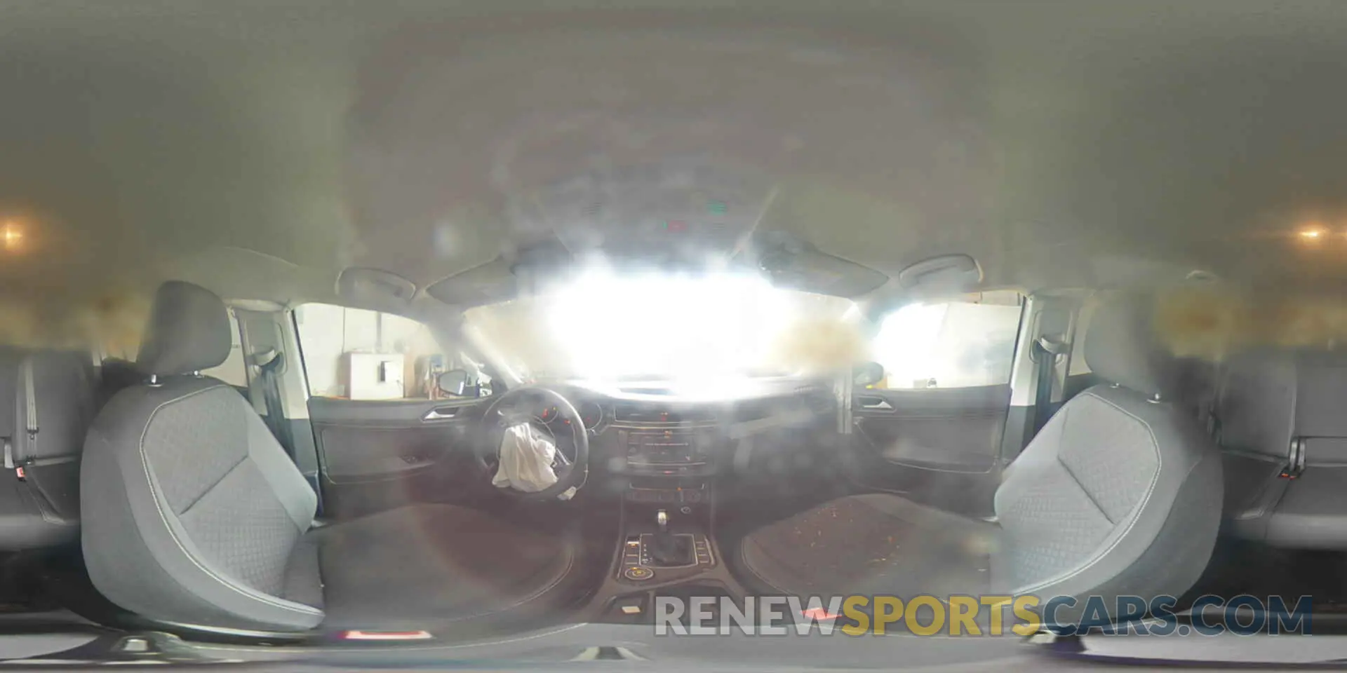 14 Photograph of a damaged car 3VV0B7AX4MM040312 VOLKSWAGEN TIGUAN 2021