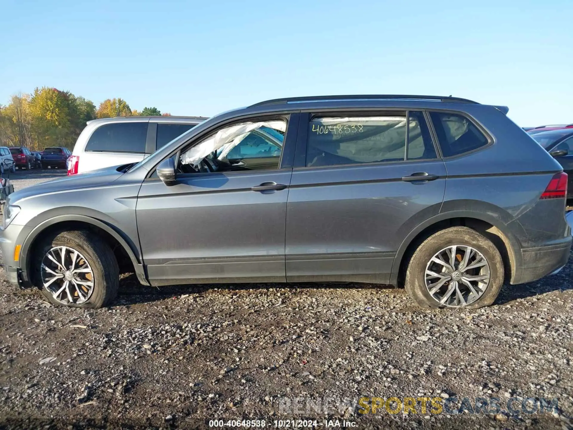 14 Photograph of a damaged car 3VV0B7AX5MM000806 VOLKSWAGEN TIGUAN 2021