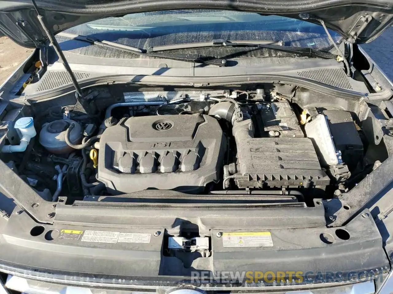 12 Photograph of a damaged car 3VV0B7AX7MM135897 VOLKSWAGEN TIGUAN 2021