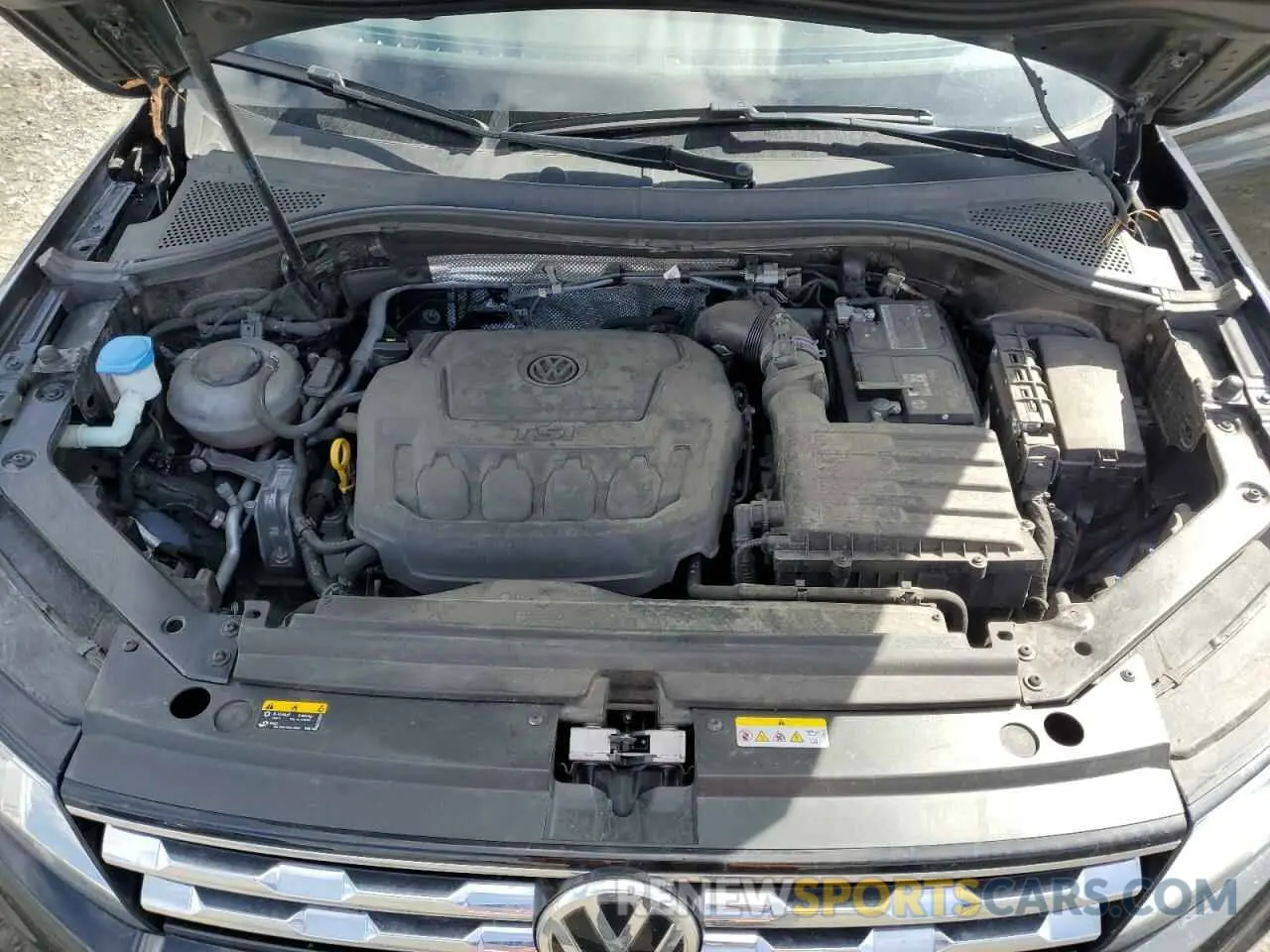 14 Photograph of a damaged car 3VV0B7AX8MM072597 VOLKSWAGEN TIGUAN 2021