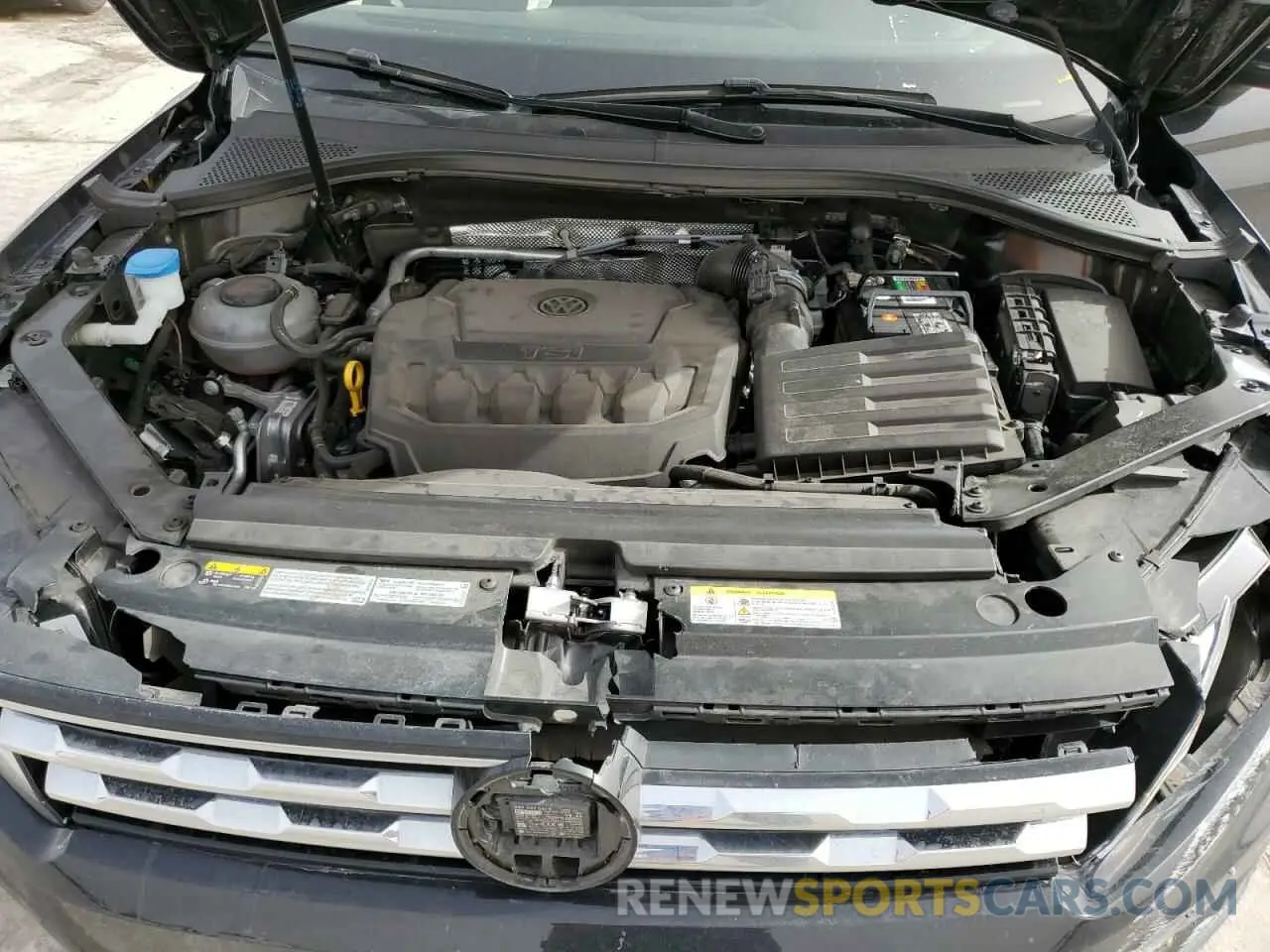 12 Photograph of a damaged car 3VV0B7AX9MM072172 VOLKSWAGEN TIGUAN 2021
