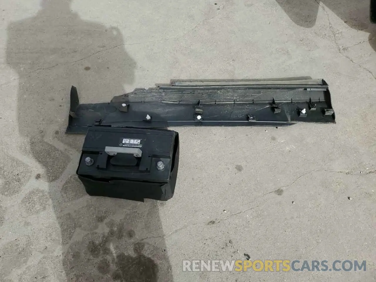 14 Photograph of a damaged car 3VV0B7AX9MM072172 VOLKSWAGEN TIGUAN 2021