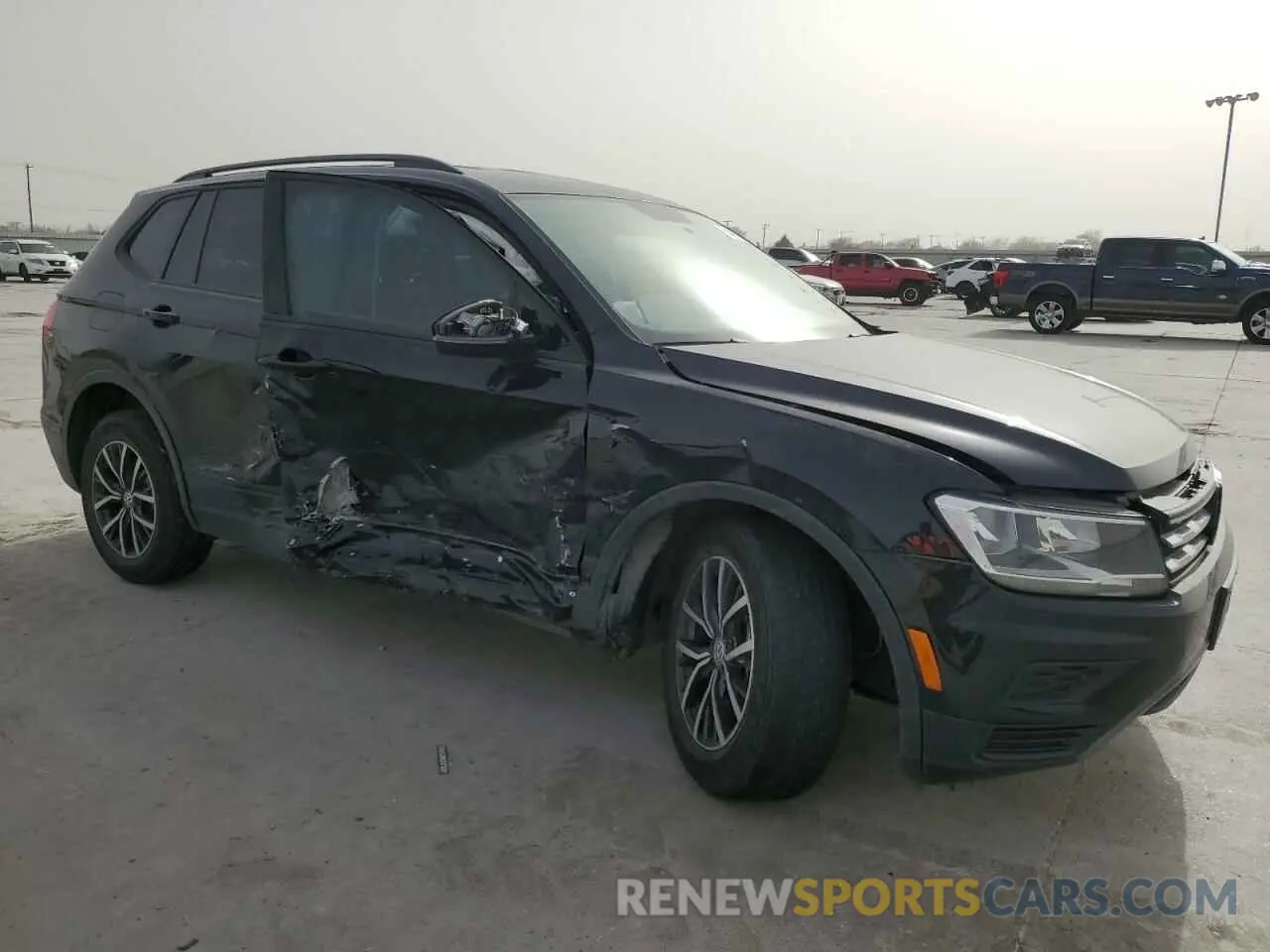 4 Photograph of a damaged car 3VV0B7AX9MM072172 VOLKSWAGEN TIGUAN 2021