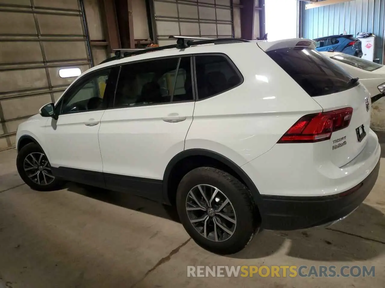 2 Photograph of a damaged car 3VV0B7AX9MM097508 VOLKSWAGEN TIGUAN 2021