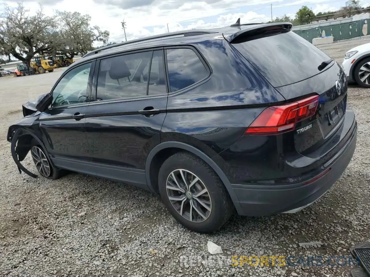 2 Photograph of a damaged car 3VV0B7AXXMM103106 VOLKSWAGEN TIGUAN 2021