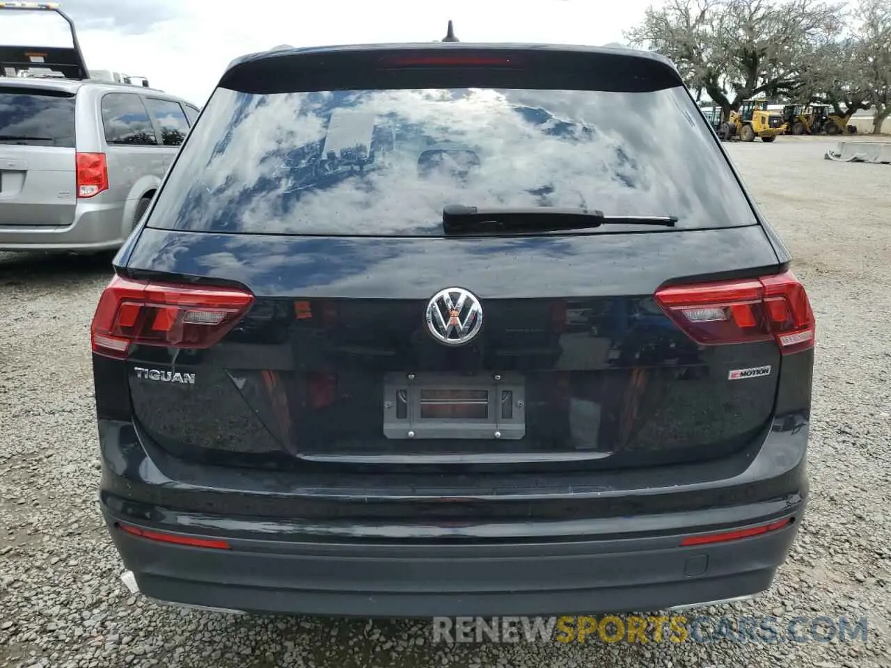 6 Photograph of a damaged car 3VV0B7AXXMM103106 VOLKSWAGEN TIGUAN 2021