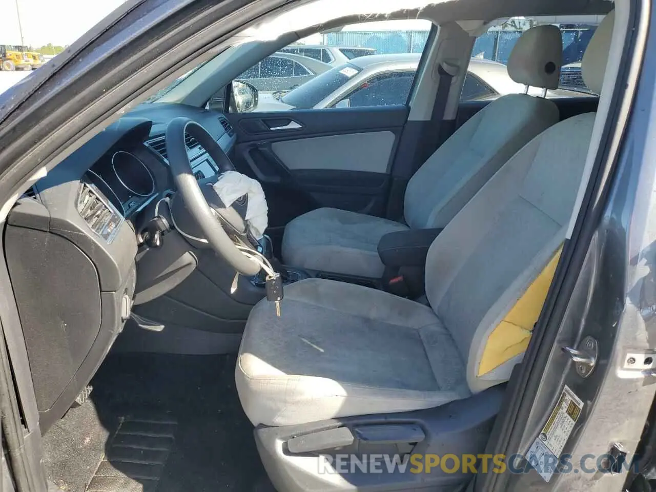 7 Photograph of a damaged car 3VV1B7AX0MM016884 VOLKSWAGEN TIGUAN 2021