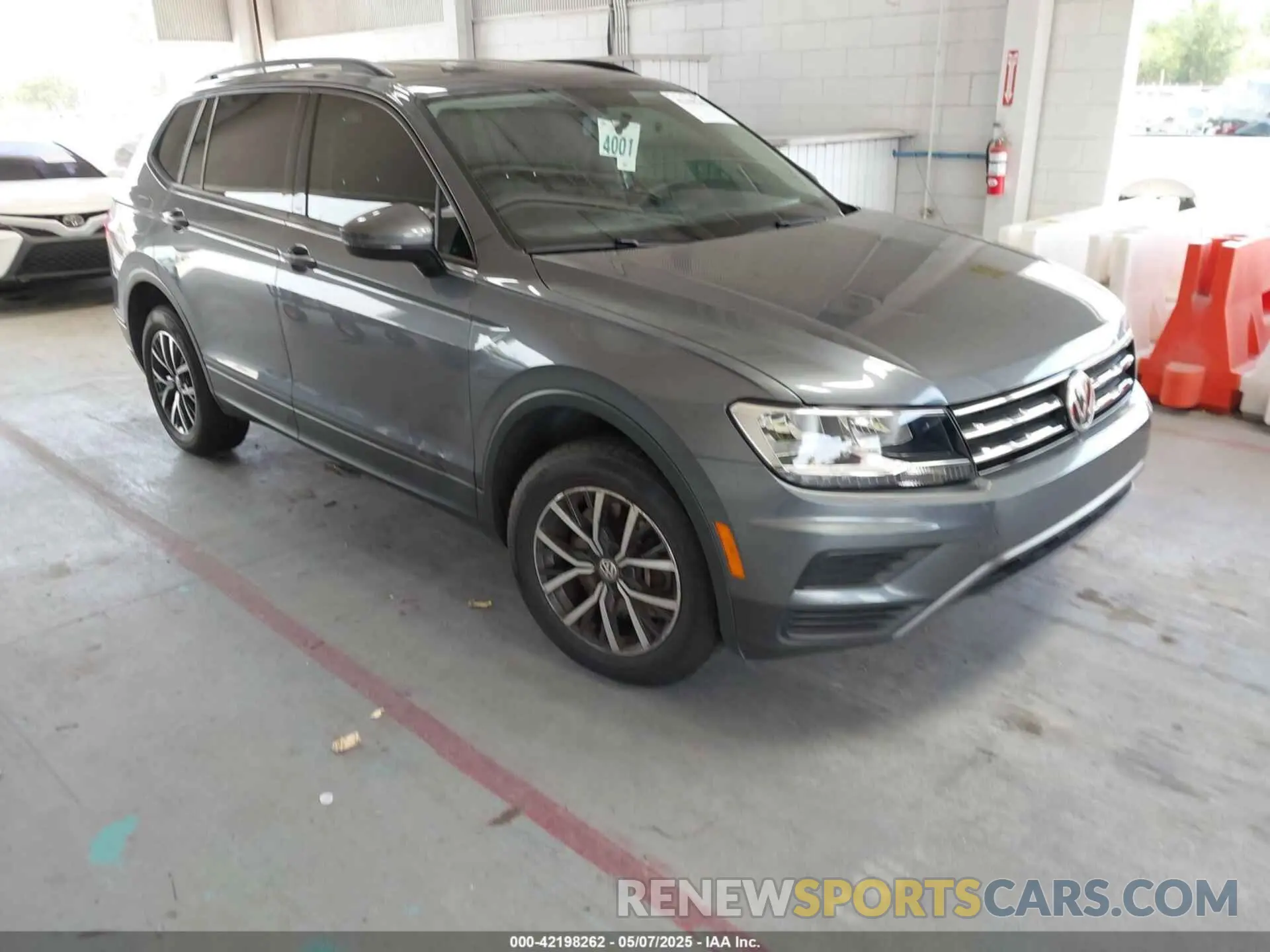 1 Photograph of a damaged car 3VV1B7AX0MM030915 VOLKSWAGEN TIGUAN 2021