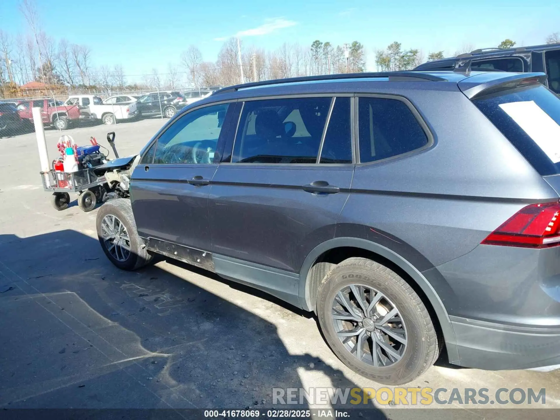 15 Photograph of a damaged car 3VV1B7AX1MM044788 VOLKSWAGEN TIGUAN 2021