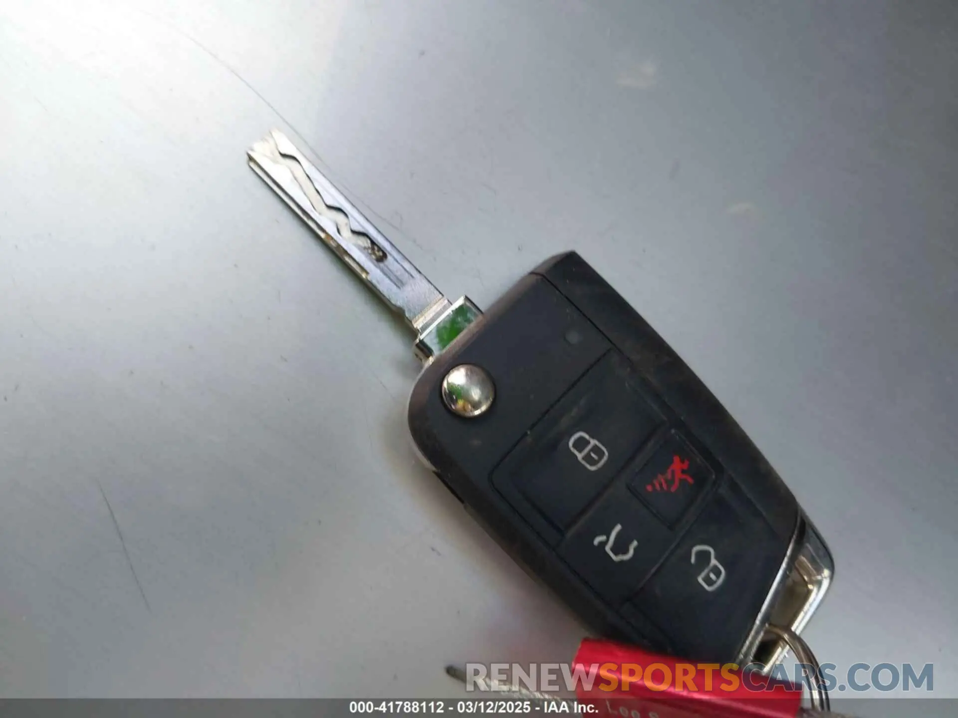 11 Photograph of a damaged car 3VV1B7AX1MM070775 VOLKSWAGEN TIGUAN 2021