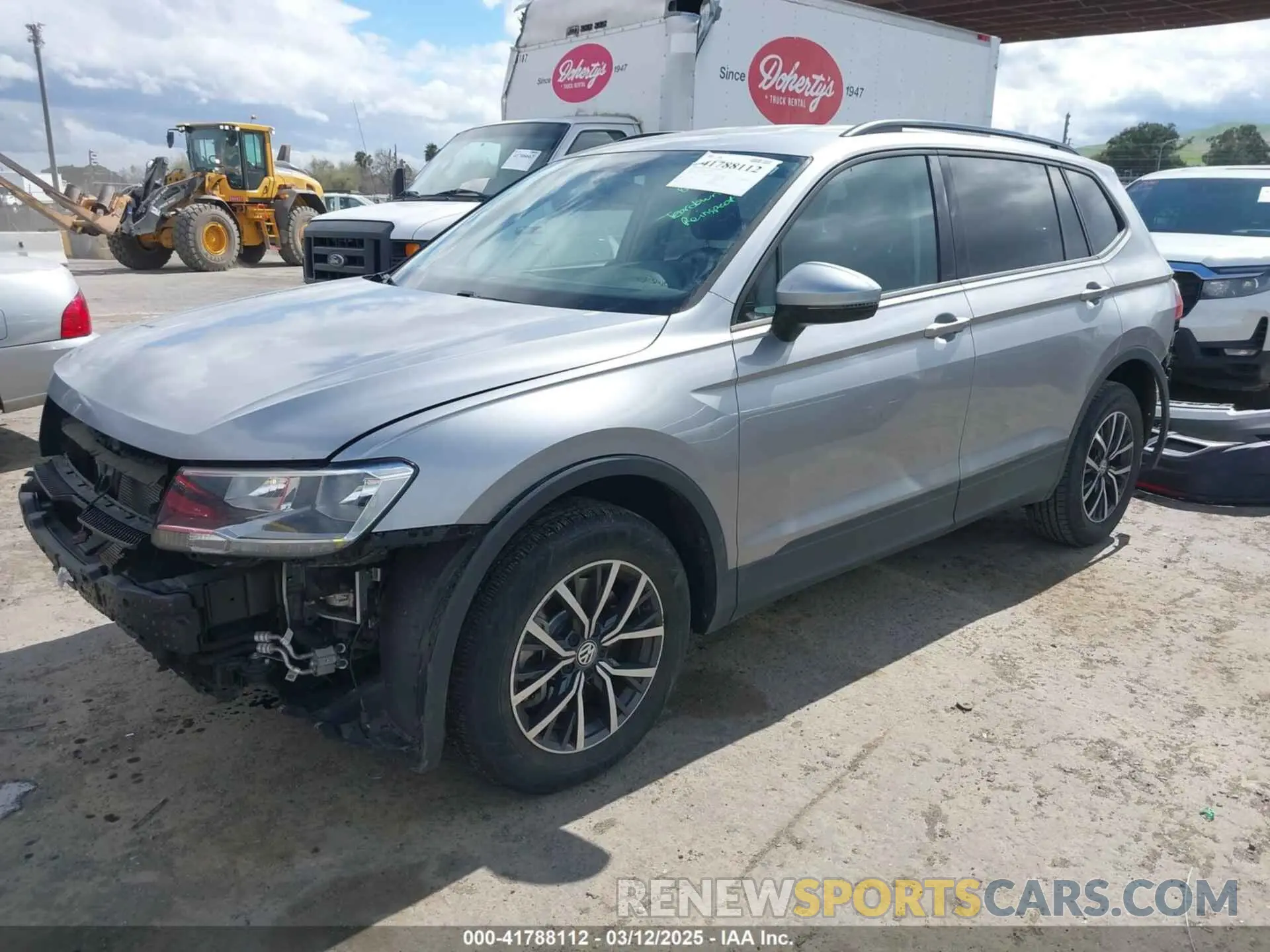 2 Photograph of a damaged car 3VV1B7AX1MM070775 VOLKSWAGEN TIGUAN 2021
