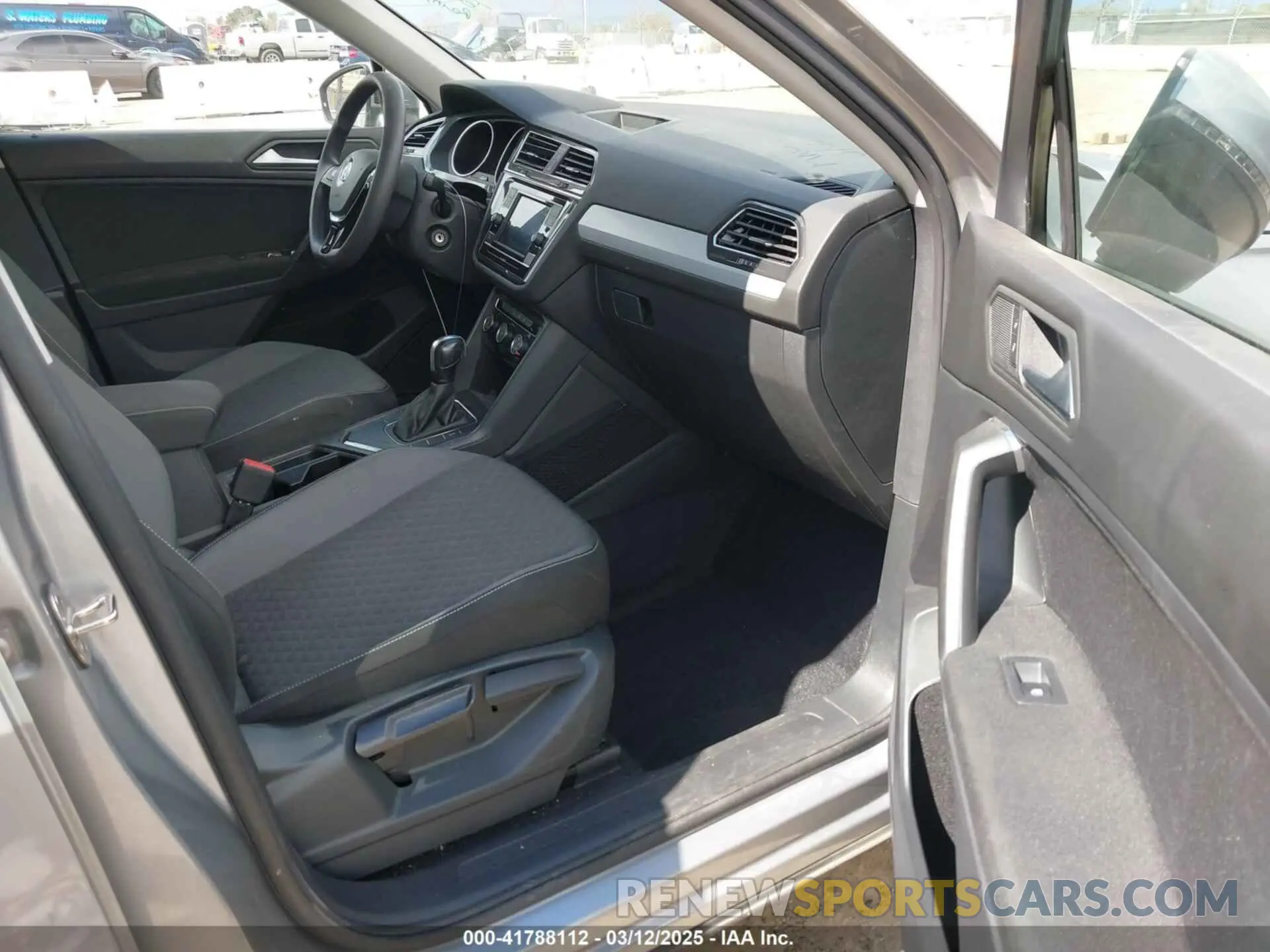 5 Photograph of a damaged car 3VV1B7AX1MM070775 VOLKSWAGEN TIGUAN 2021