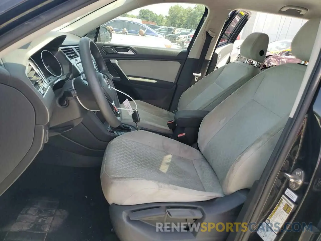 7 Photograph of a damaged car 3VV1B7AX2MM020872 VOLKSWAGEN TIGUAN 2021