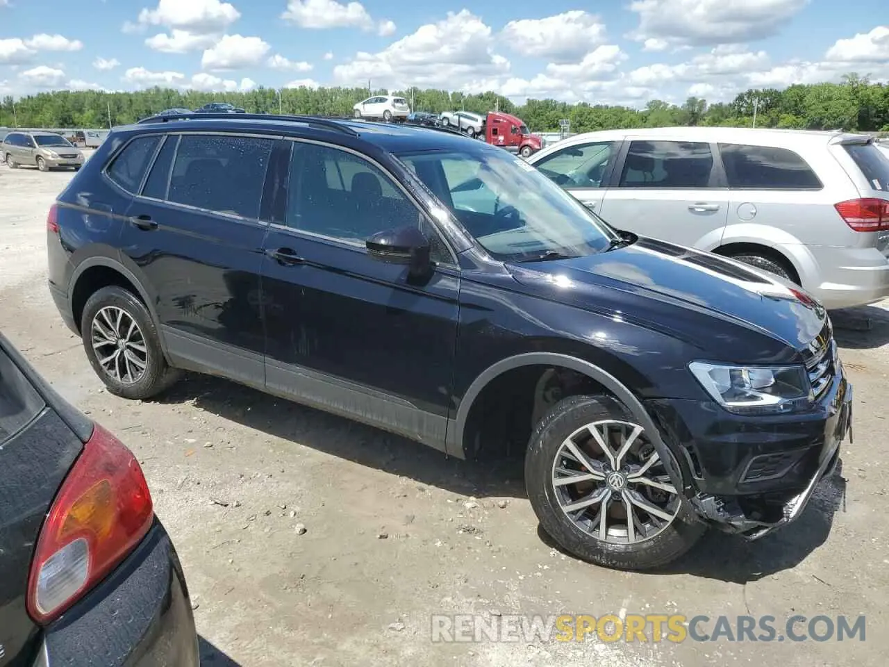 4 Photograph of a damaged car 3VV1B7AX3MM025109 VOLKSWAGEN TIGUAN 2021