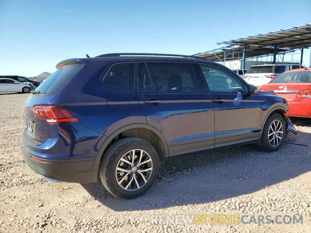3 Photograph of a damaged car 3VV1B7AX3MM082992 VOLKSWAGEN TIGUAN 2021