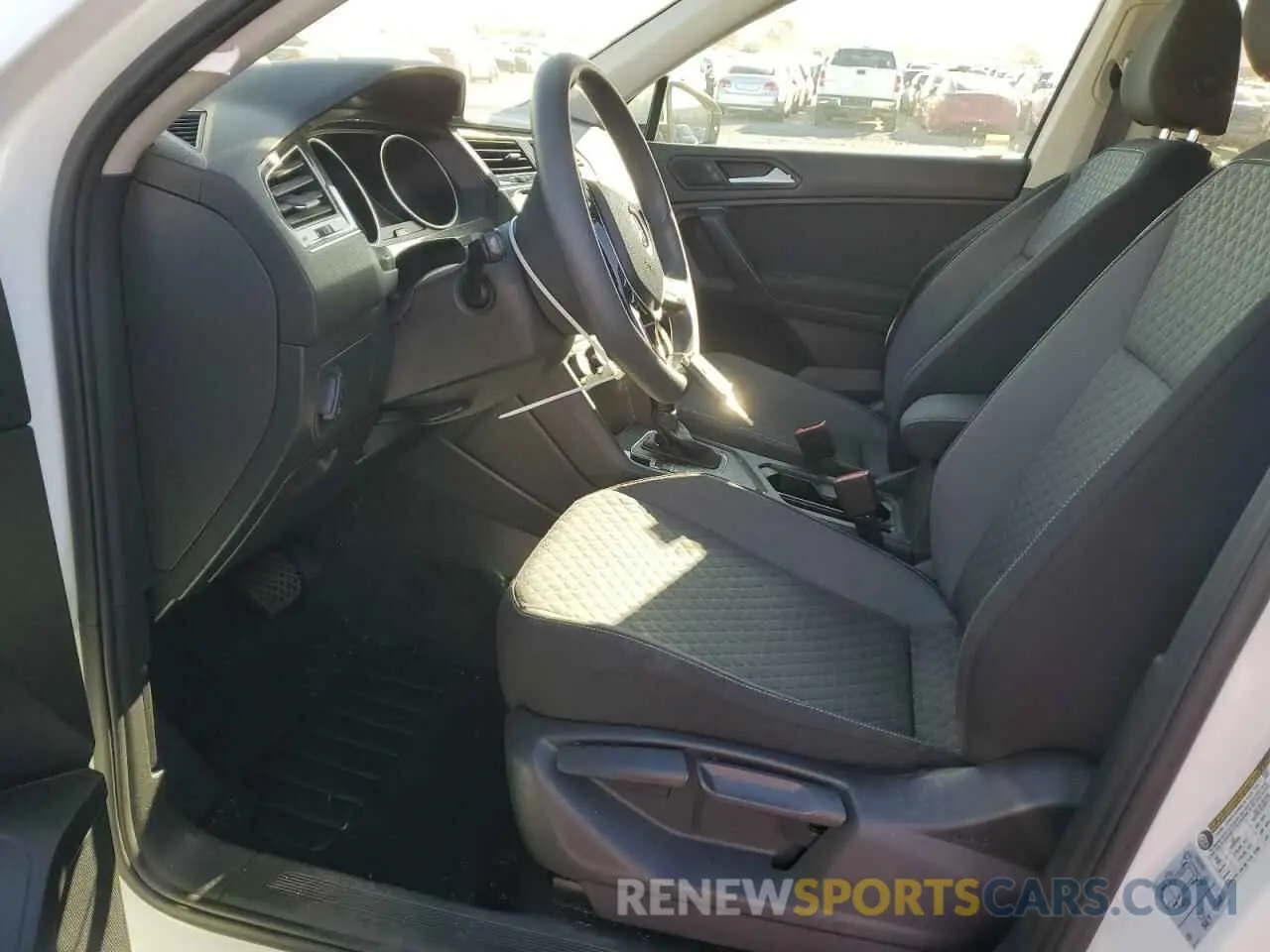 7 Photograph of a damaged car 3VV1B7AX5MM022938 VOLKSWAGEN TIGUAN 2021