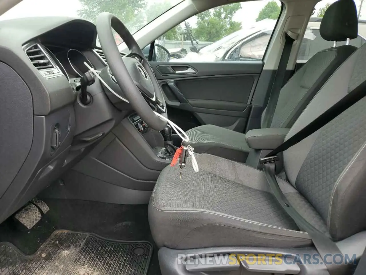 7 Photograph of a damaged car 3VV1B7AX5MM062422 VOLKSWAGEN TIGUAN 2021