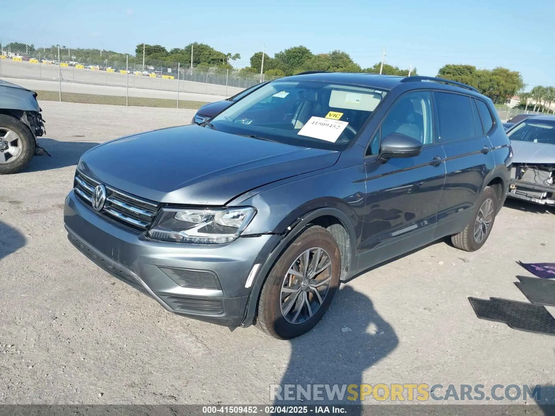 2 Photograph of a damaged car 3VV1B7AX5MM081763 VOLKSWAGEN TIGUAN 2021