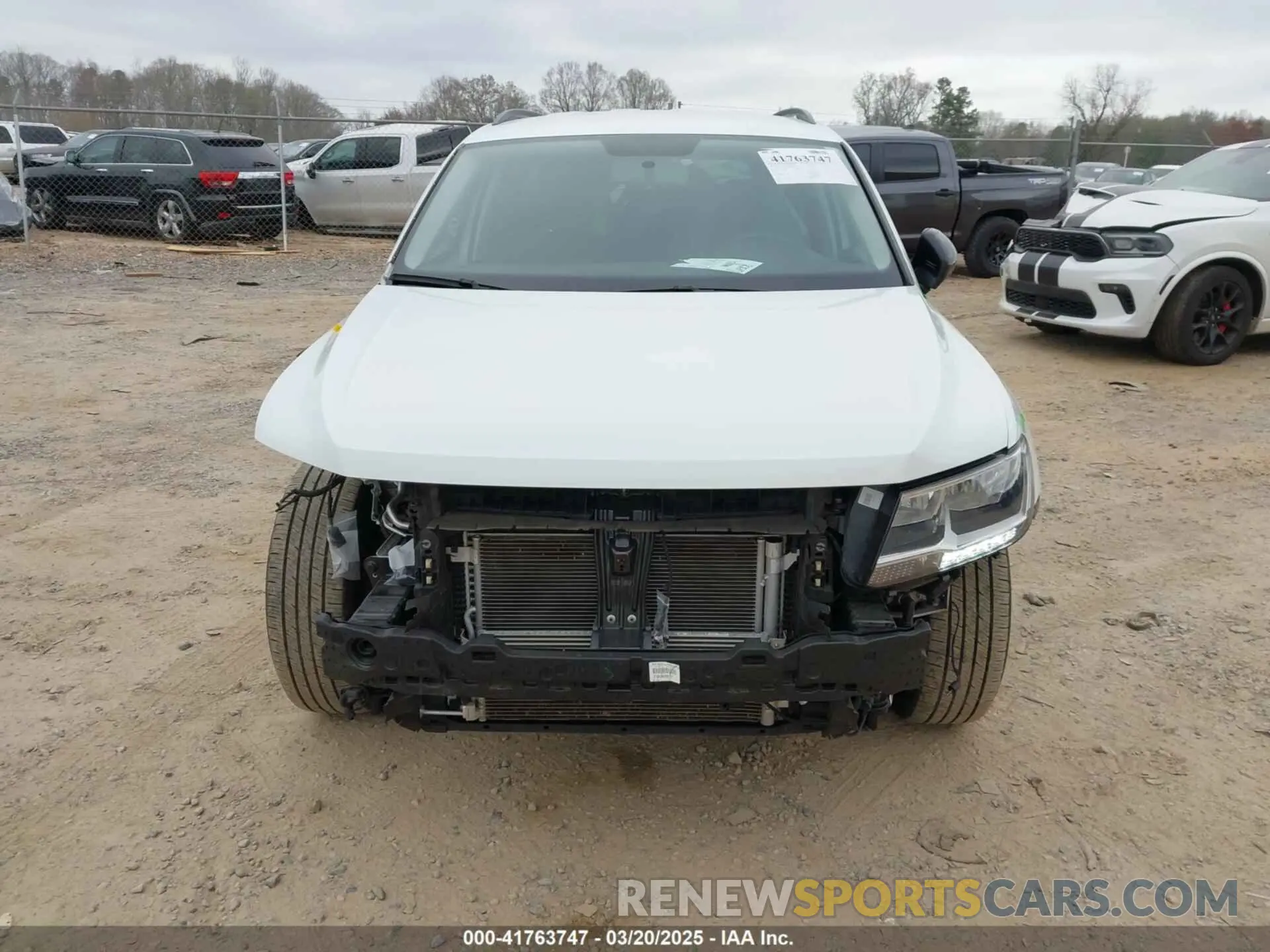 13 Photograph of a damaged car 3VV1B7AX5MM086946 VOLKSWAGEN TIGUAN 2021