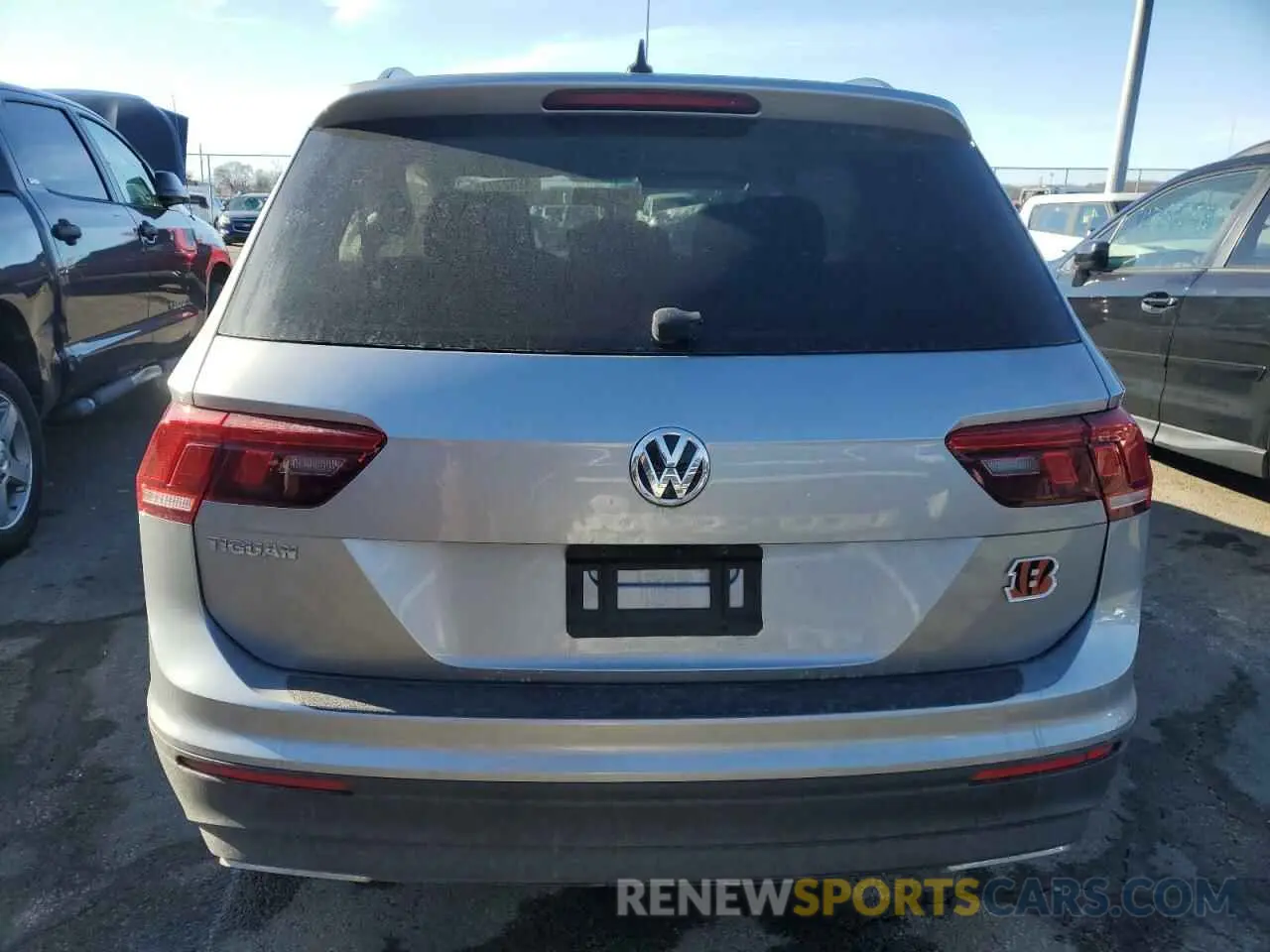 6 Photograph of a damaged car 3VV1B7AX7MM005980 VOLKSWAGEN TIGUAN 2021