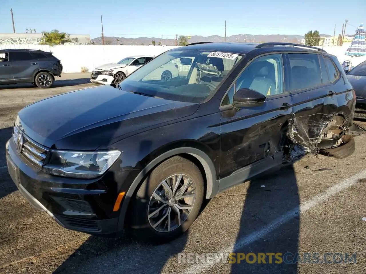 1 Photograph of a damaged car 3VV1B7AX7MM015070 VOLKSWAGEN TIGUAN 2021