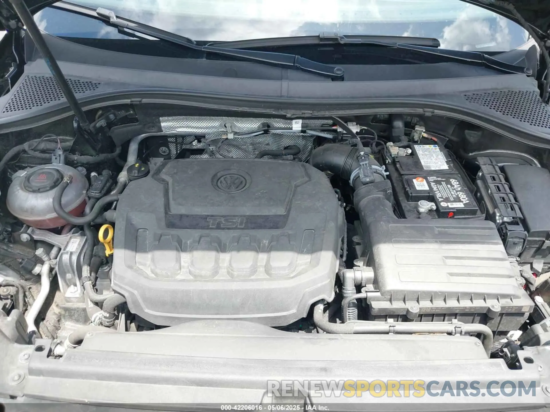 10 Photograph of a damaged car 3VV1B7AX7MM116609 VOLKSWAGEN TIGUAN 2021