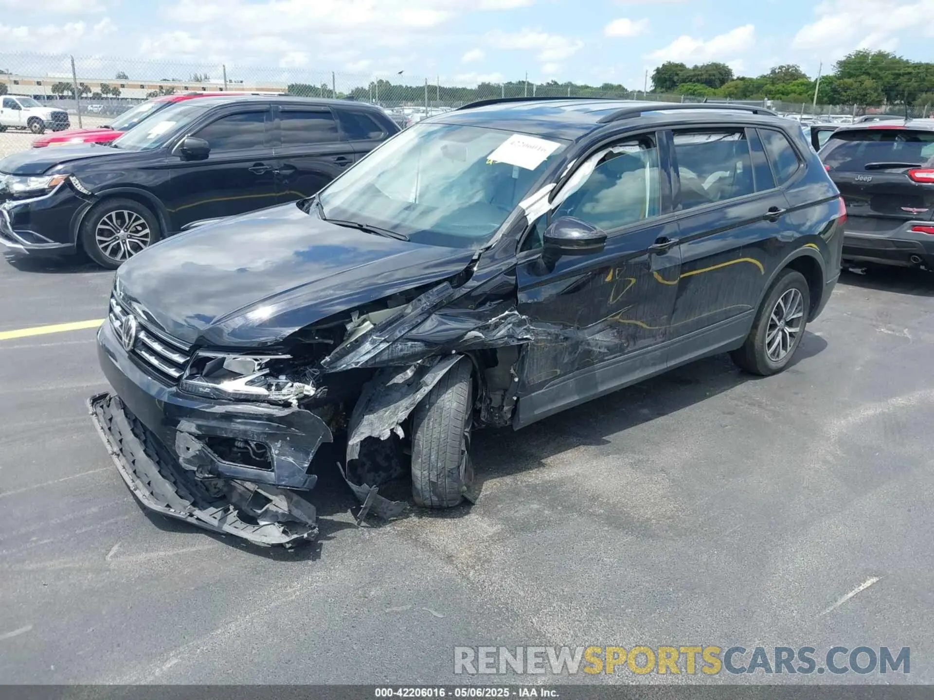 2 Photograph of a damaged car 3VV1B7AX7MM116609 VOLKSWAGEN TIGUAN 2021