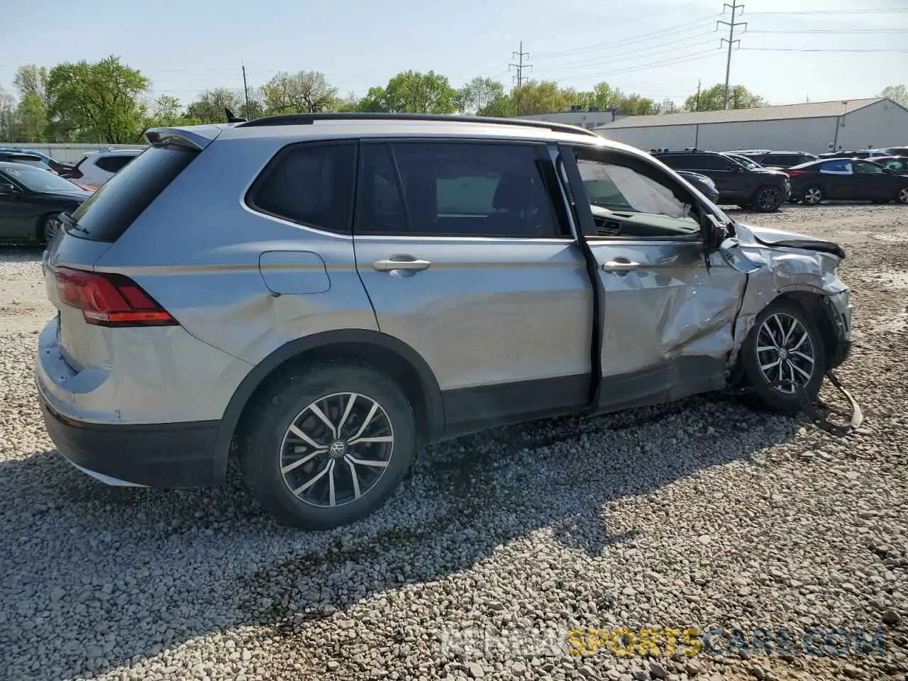 3 Photograph of a damaged car 3VV1B7AX7MM133023 VOLKSWAGEN TIGUAN 2021