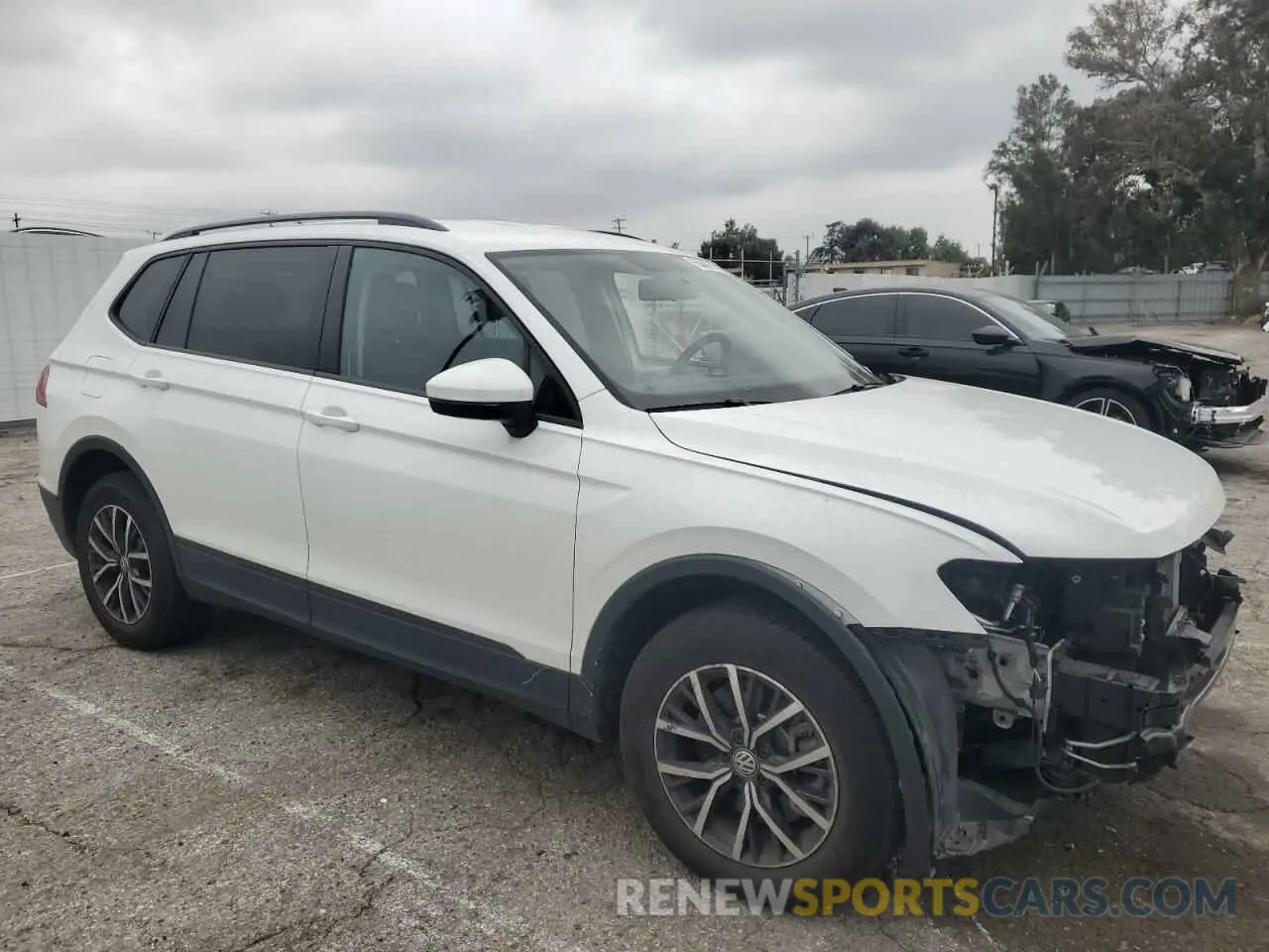 4 Photograph of a damaged car 3VV1B7AX8MM020259 VOLKSWAGEN TIGUAN 2021