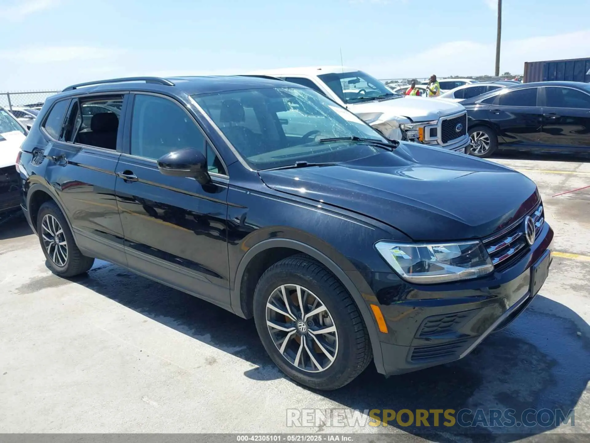 1 Photograph of a damaged car 3VV1B7AX9MM067347 VOLKSWAGEN TIGUAN 2021