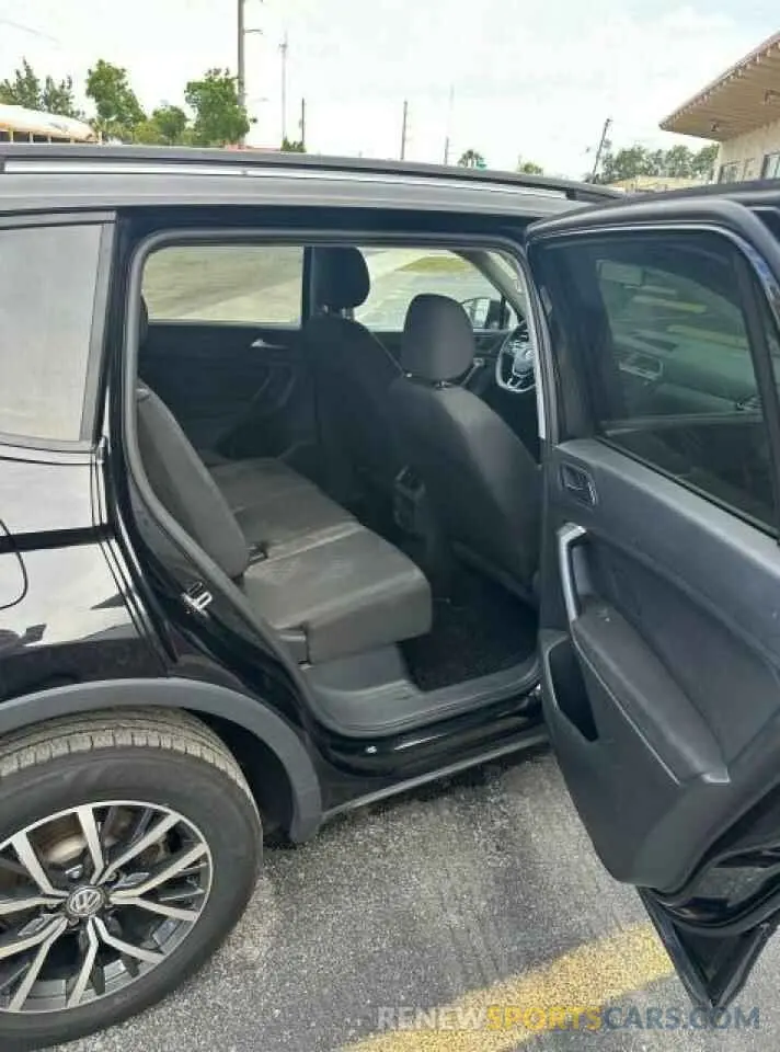 6 Photograph of a damaged car 3VV1B7AX9MM105997 VOLKSWAGEN TIGUAN 2021