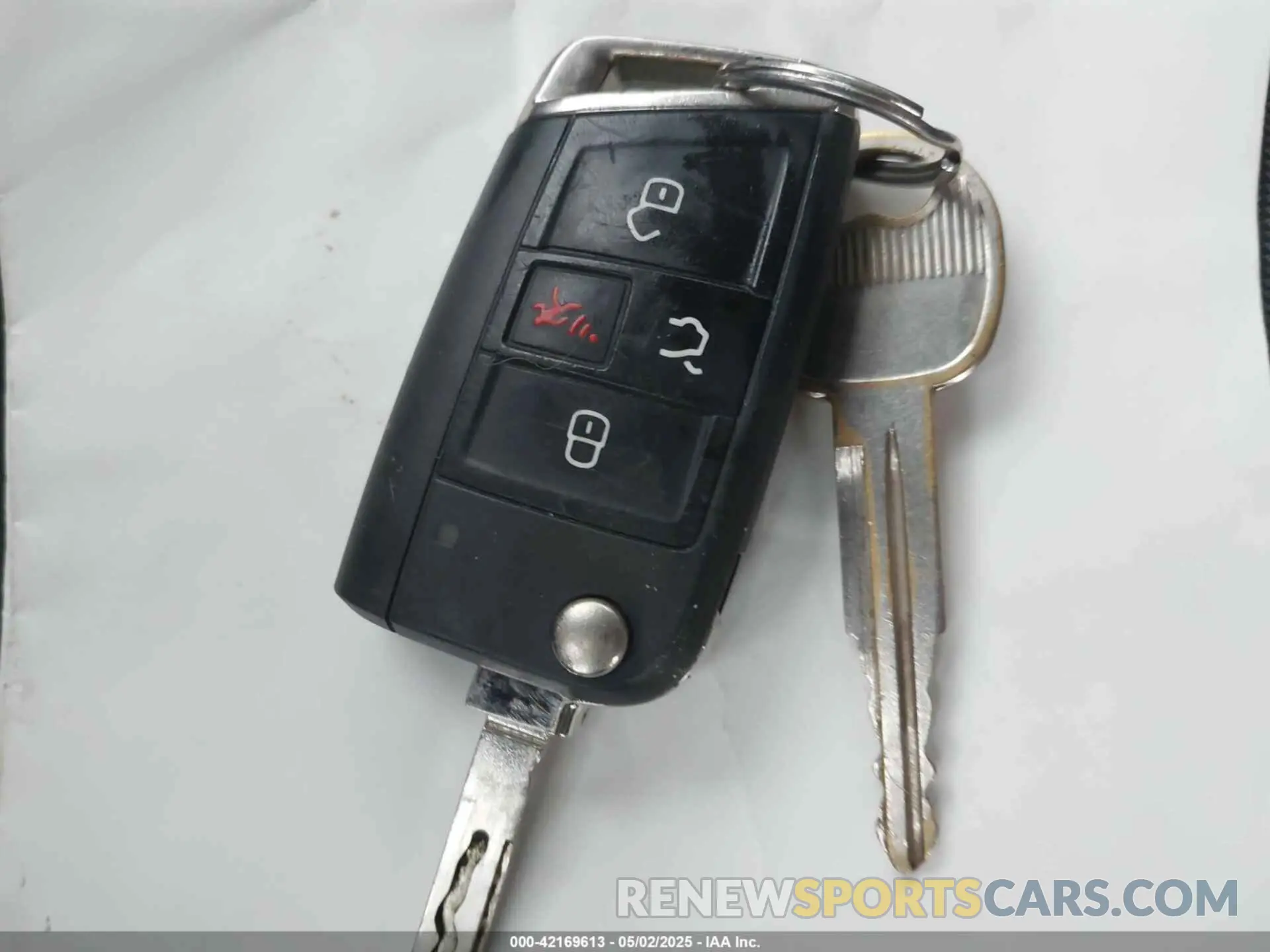 11 Photograph of a damaged car 3VV1B7AXXMM002930 VOLKSWAGEN TIGUAN 2021