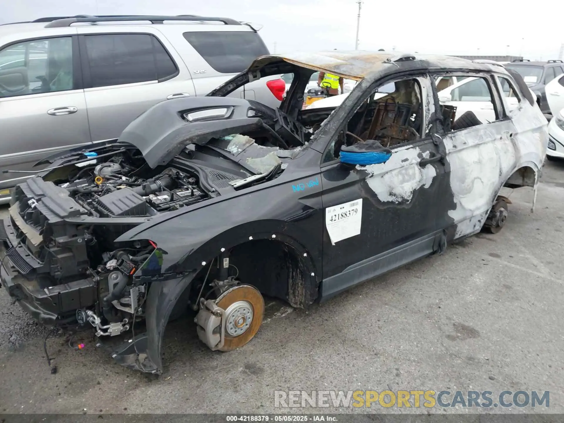 6 Photograph of a damaged car 3VV1B7AXXMM045664 VOLKSWAGEN TIGUAN 2021
