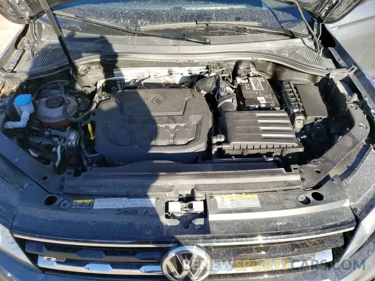 12 Photograph of a damaged car 3VV2B7AX1MM131773 VOLKSWAGEN TIGUAN 2021