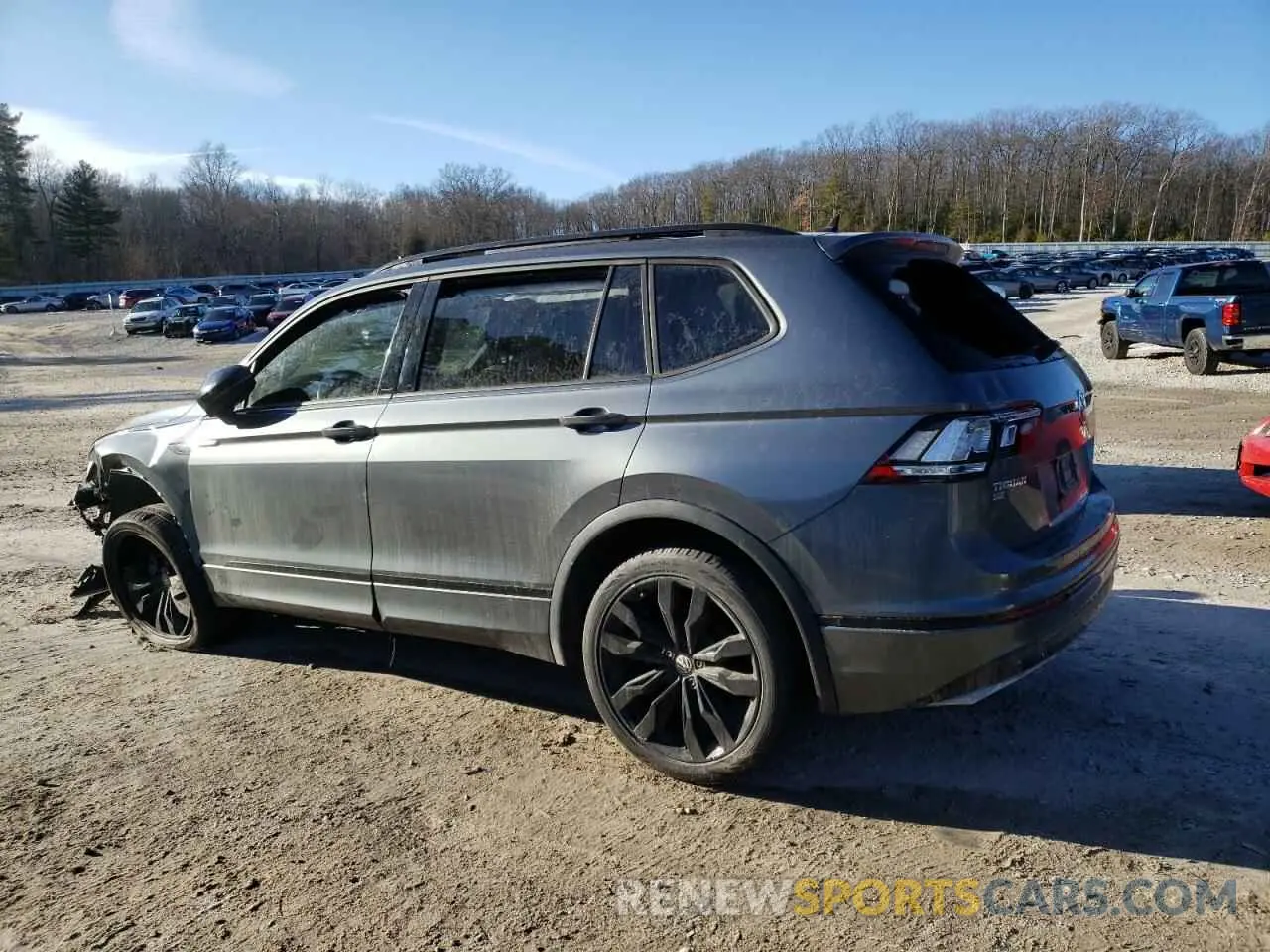 2 Photograph of a damaged car 3VV2B7AX1MM131773 VOLKSWAGEN TIGUAN 2021