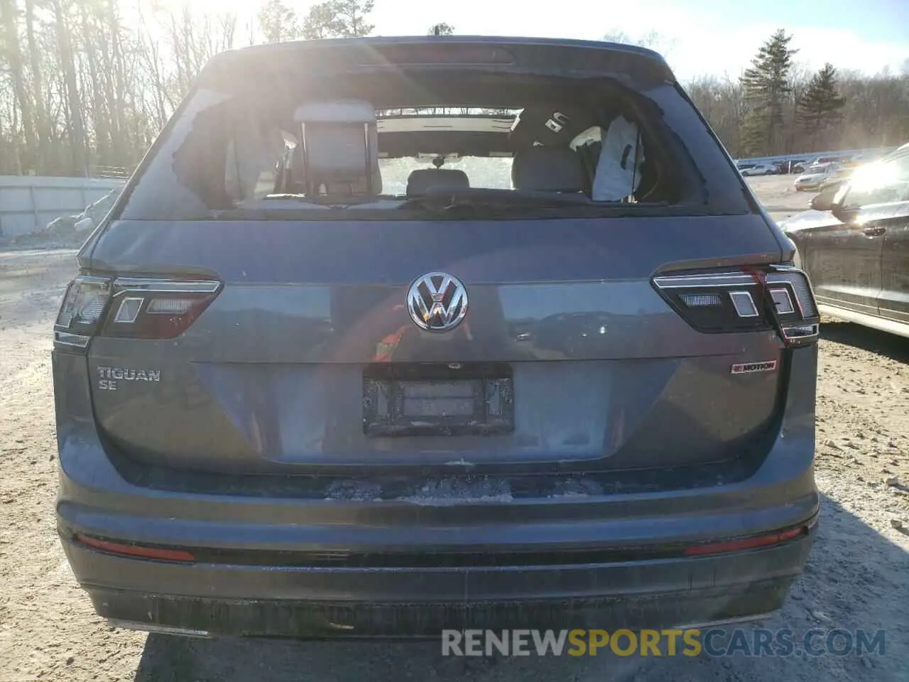 6 Photograph of a damaged car 3VV2B7AX1MM131773 VOLKSWAGEN TIGUAN 2021