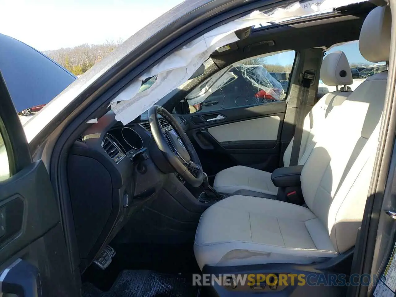 7 Photograph of a damaged car 3VV2B7AX1MM131773 VOLKSWAGEN TIGUAN 2021