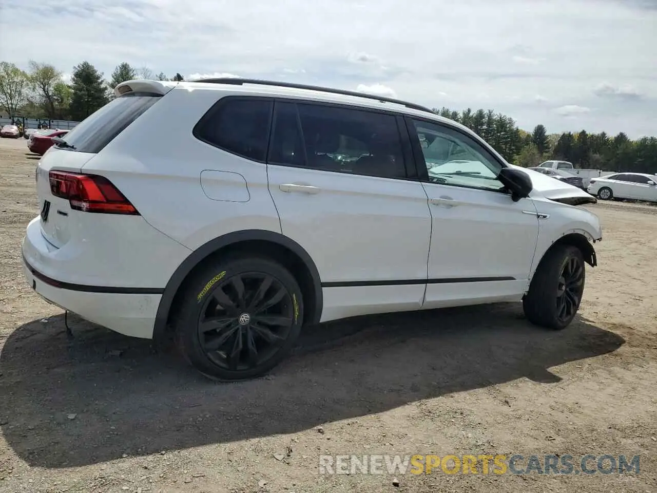 3 Photograph of a damaged car 3VV2B7AX2MM090733 VOLKSWAGEN TIGUAN 2021
