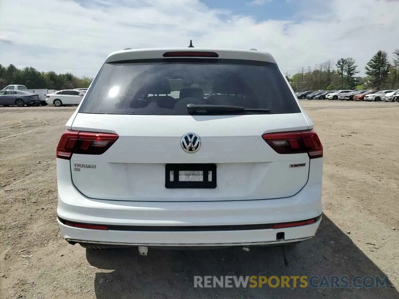 6 Photograph of a damaged car 3VV2B7AX2MM090733 VOLKSWAGEN TIGUAN 2021