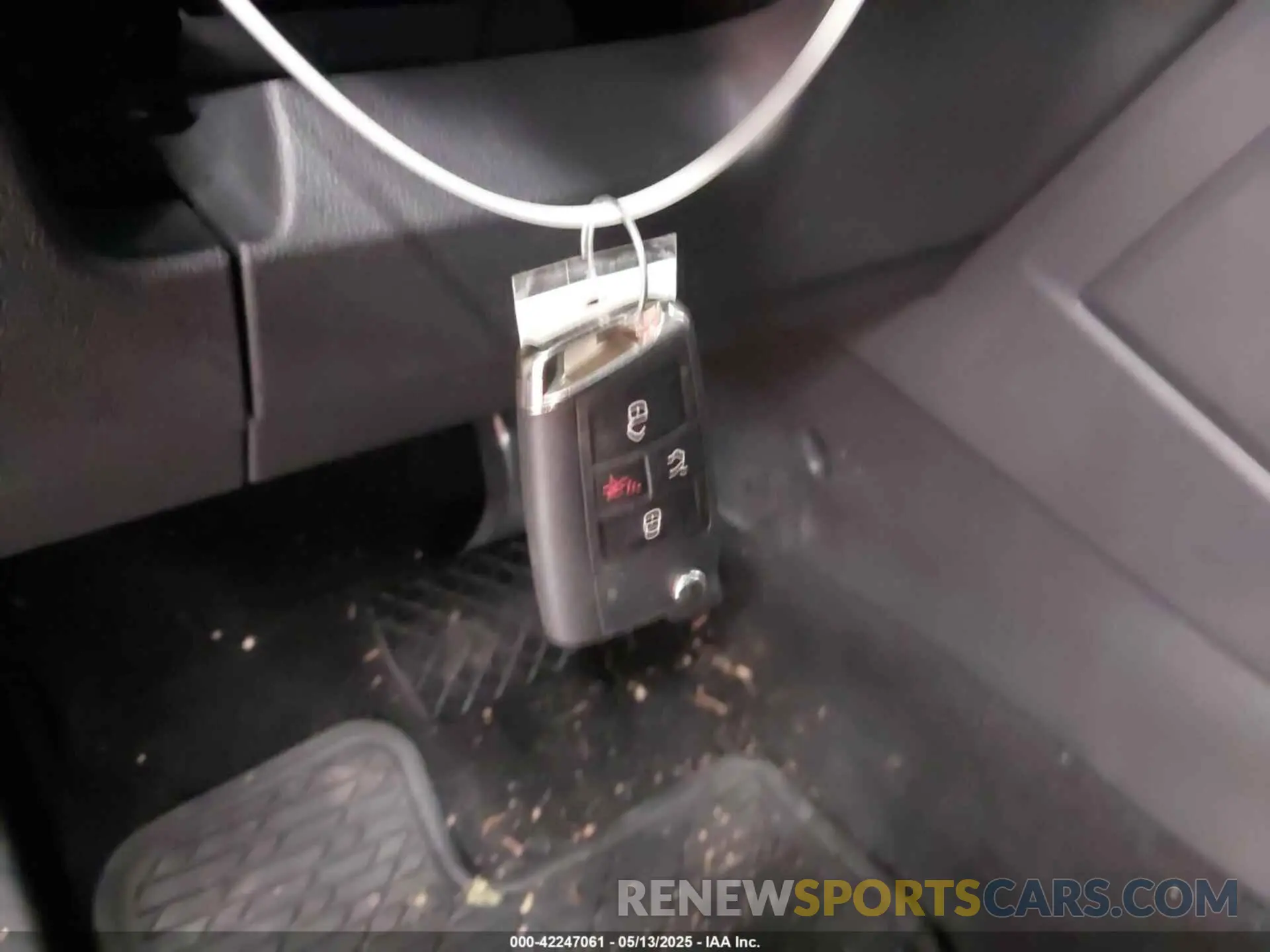 11 Photograph of a damaged car 3VV2B7AX2MM096399 VOLKSWAGEN TIGUAN 2021