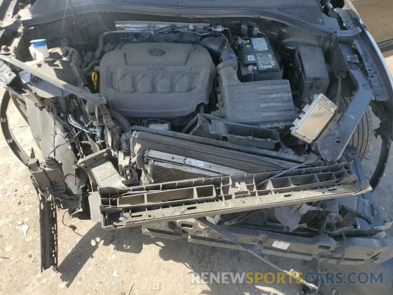 12 Photograph of a damaged car 3VV2B7AX2MM098542 VOLKSWAGEN TIGUAN 2021