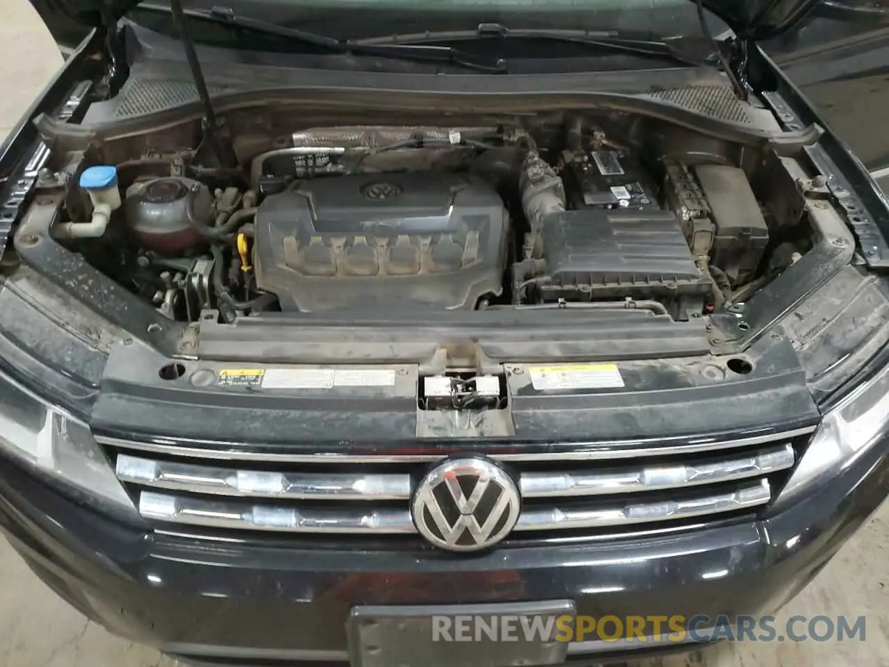 12 Photograph of a damaged car 3VV2B7AX2MM101584 VOLKSWAGEN TIGUAN 2021