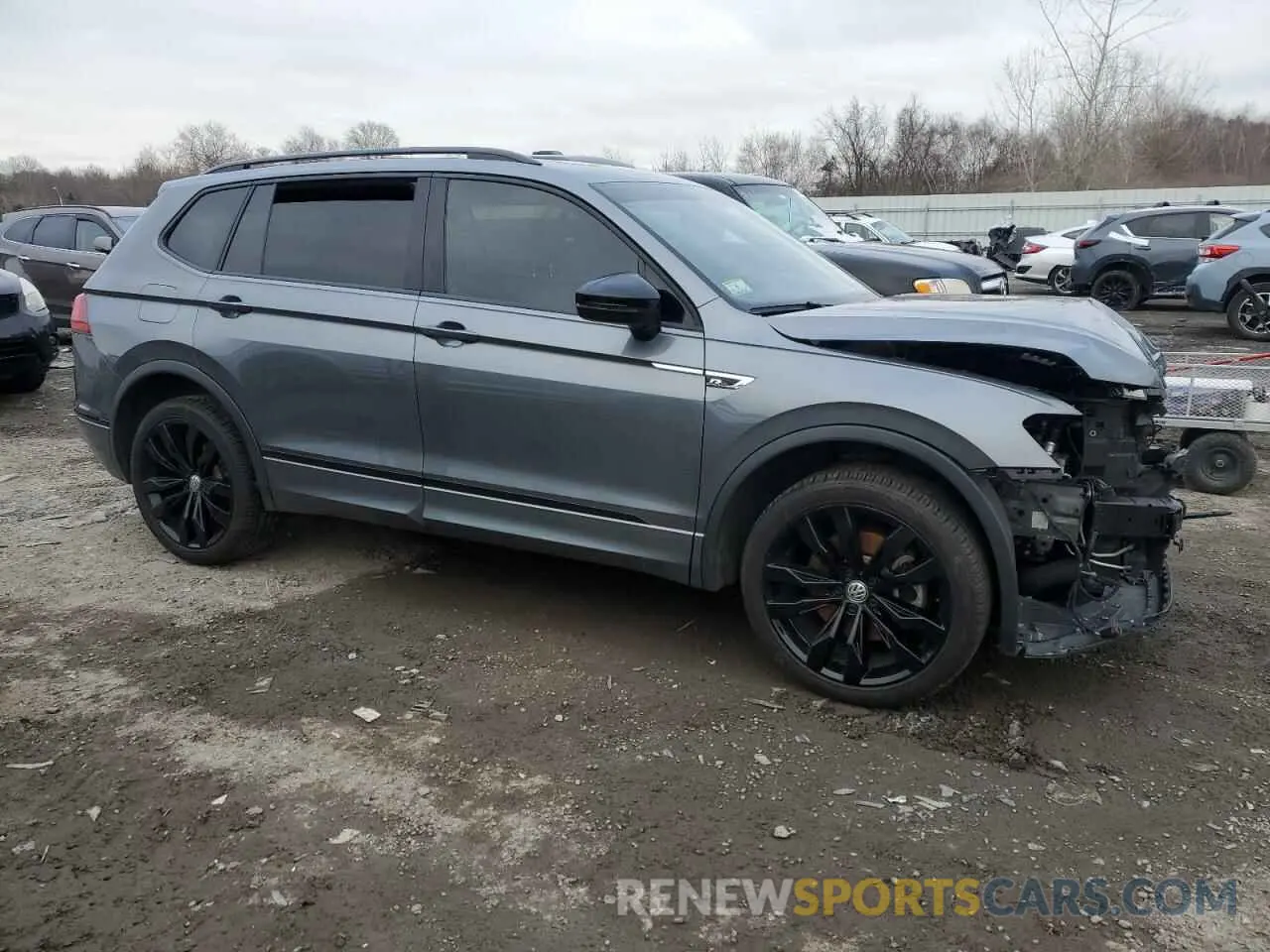 4 Photograph of a damaged car 3VV2B7AX2MM115632 VOLKSWAGEN TIGUAN 2021