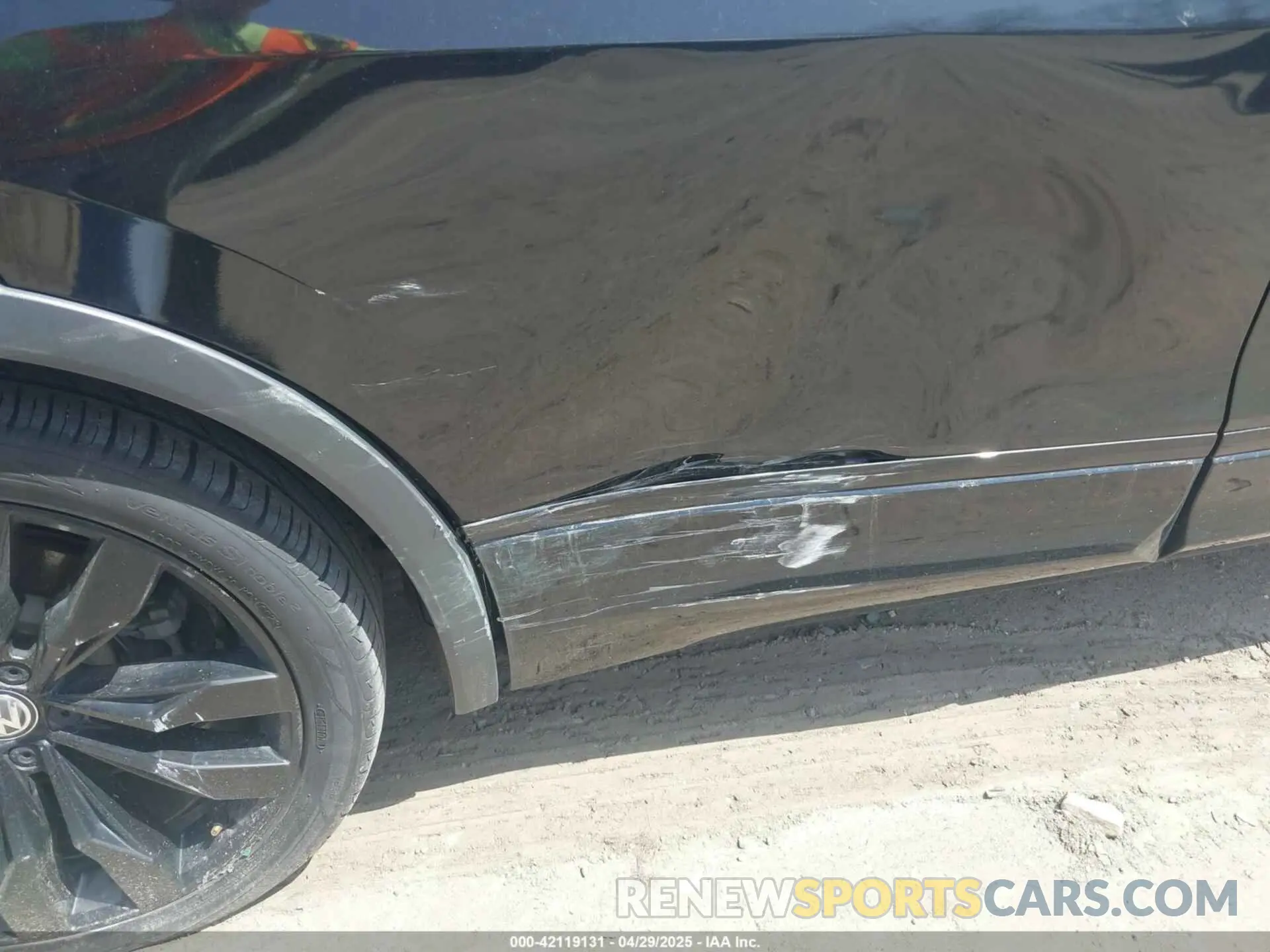 6 Photograph of a damaged car 3VV2B7AX2MM133449 VOLKSWAGEN TIGUAN 2021