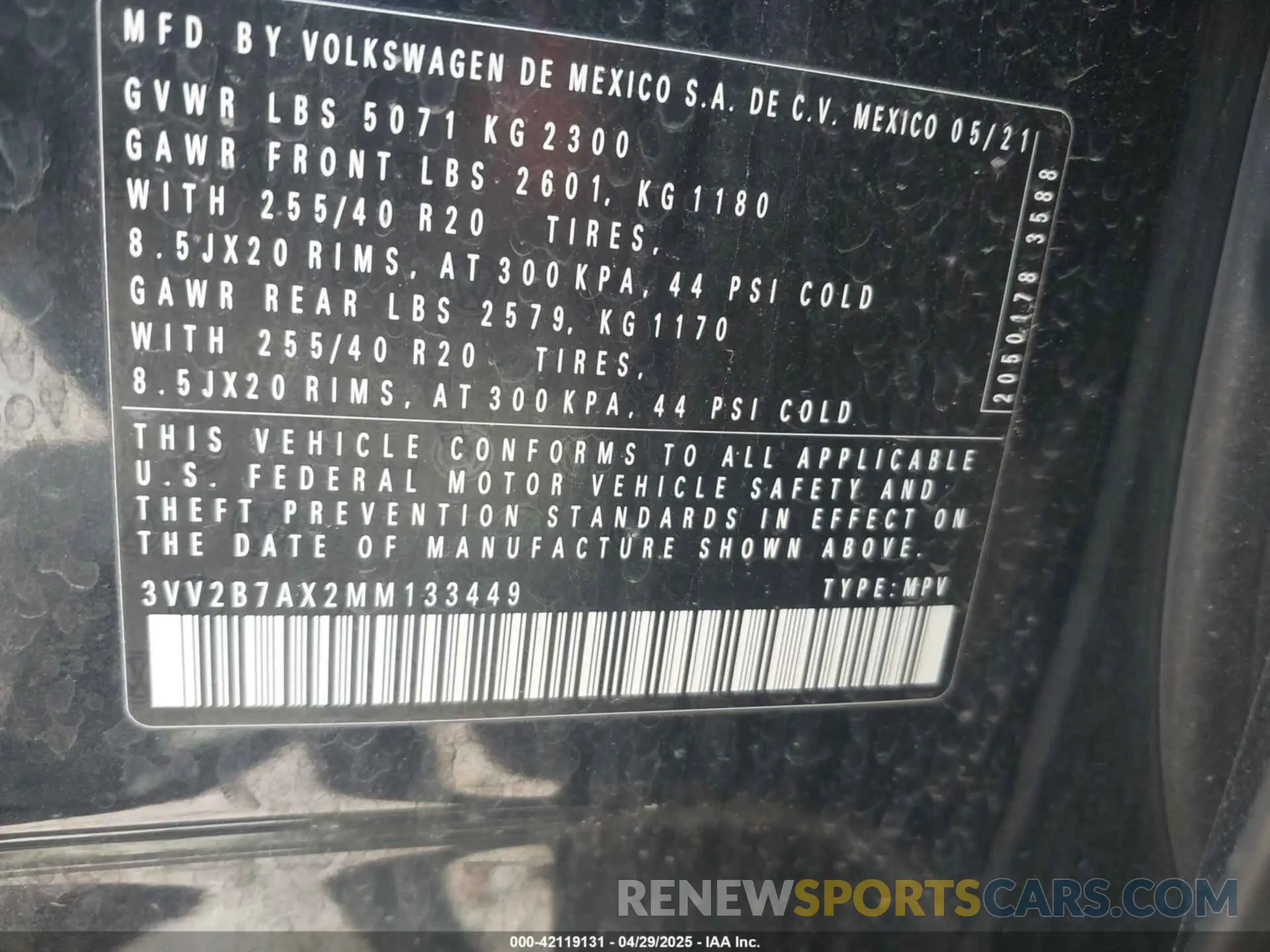 9 Photograph of a damaged car 3VV2B7AX2MM133449 VOLKSWAGEN TIGUAN 2021