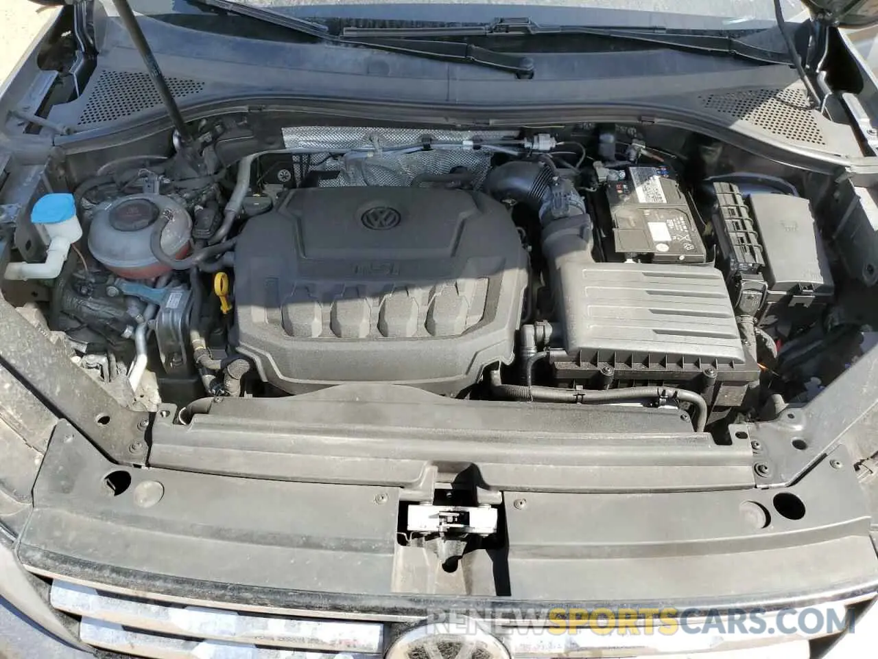 13 Photograph of a damaged car 3VV2B7AX3MM092118 VOLKSWAGEN TIGUAN 2021